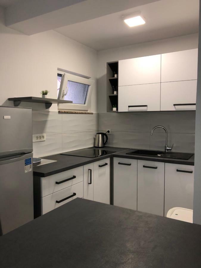 Apartmans And Rooms "Slavica" Novalja Zewnętrze zdjęcie