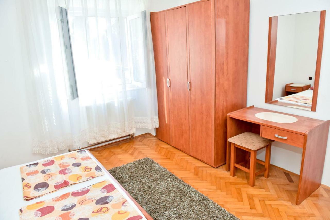 Apartmans And Rooms "Slavica" Novalja Zewnętrze zdjęcie