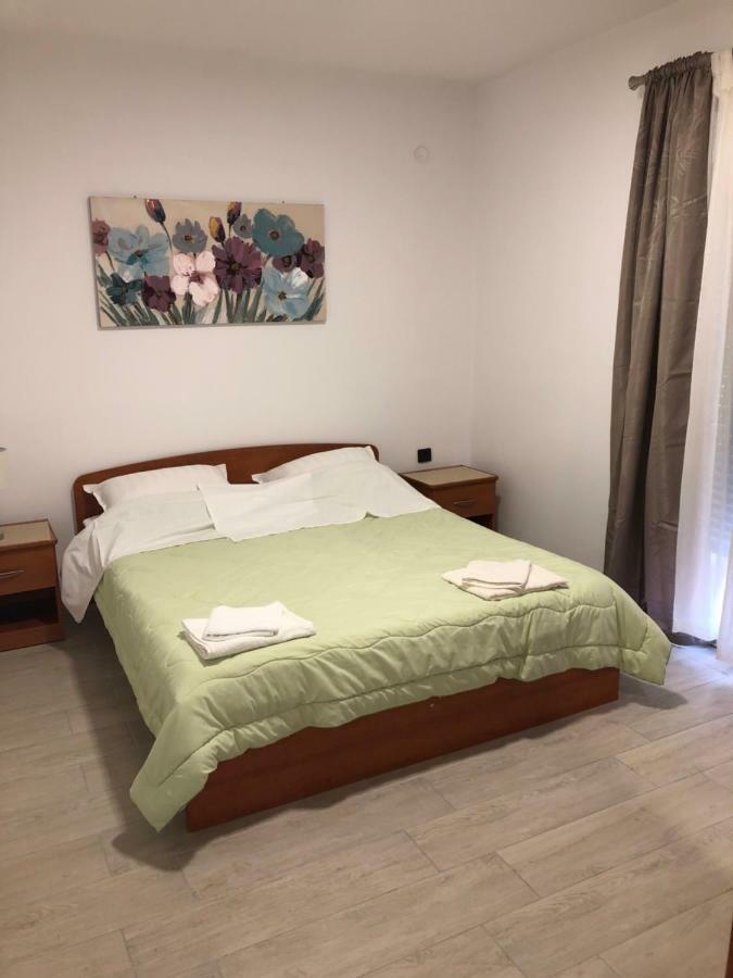 Apartmans And Rooms "Slavica" Novalja Zewnętrze zdjęcie
